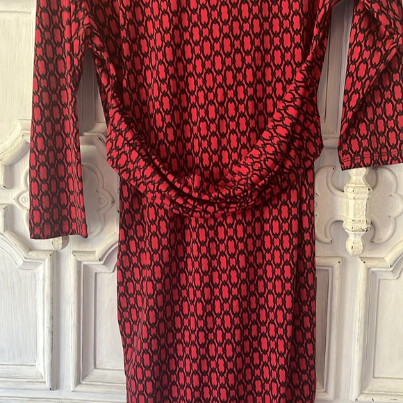 5 for $25! NWT Miss Tina V Neck RUCHED Red and Black Dress Size Large 12/14 - Picture 7 of 11